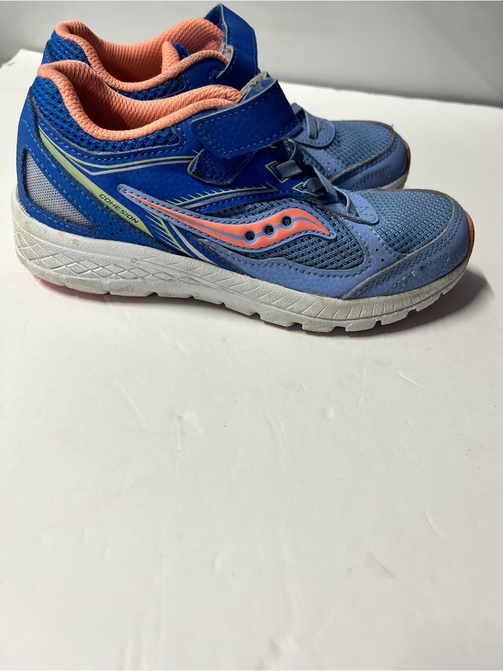 Saucony Kids' Blue and Coral Athletic Sneakers
